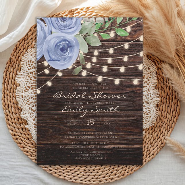 Convites Luz de Corda de Madeira Rústica Azul Floral Chá de (Dusty blue watercolor floral and string lights on rustic wood bridal shower invitation)