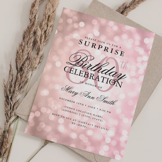 Convites Luzes Douradas de 80 de Aniversário da SURPRESA El (Elegant SURPRISE 80th Birthday Rose Gold Lights Invitation)