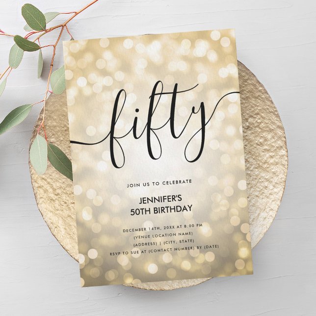 Convites Luzes Douradas de brilho moderno brilham 50º anive (Modern Glam Gold Glitter Lights 50th Birthday Invitation)