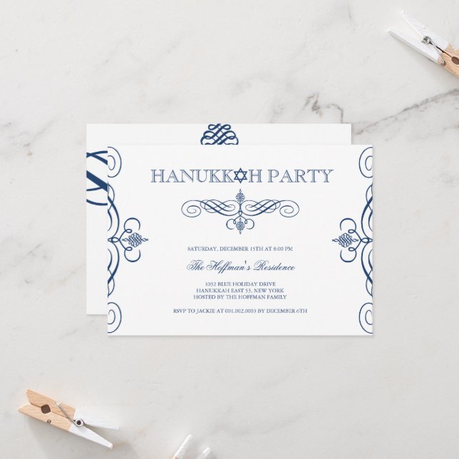 Convites Marinho Blue Classic Scrolls Hanukkah Holiday Part (Frente/Verso In Situ)