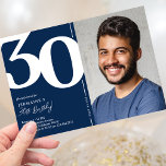 Convites Marinho Blue Photo aniversário de 30 anos Party<br><div class="desc">Crie memórias duradouras na sua cesta de aniversário de 30 anos com estes convites de festas de aniversários azuis clássicos do marinho! Apresentando uma fonte grande e ousada serif que mostra o número '30', uma foto do aniversariante / menina, e um modelo moderno que é fácil de personalizar, esses convites...</div>