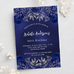 Convites Marinho de aniversário flores azuis luxo<br><div class="desc">Um fundo azul marinho,  decorado com rosas azuis,  flores. A cor azul é irregular. Personalize e adicione um nome e detalhes da parte. Traseira: marinho azul e falso prata brilha.</div>