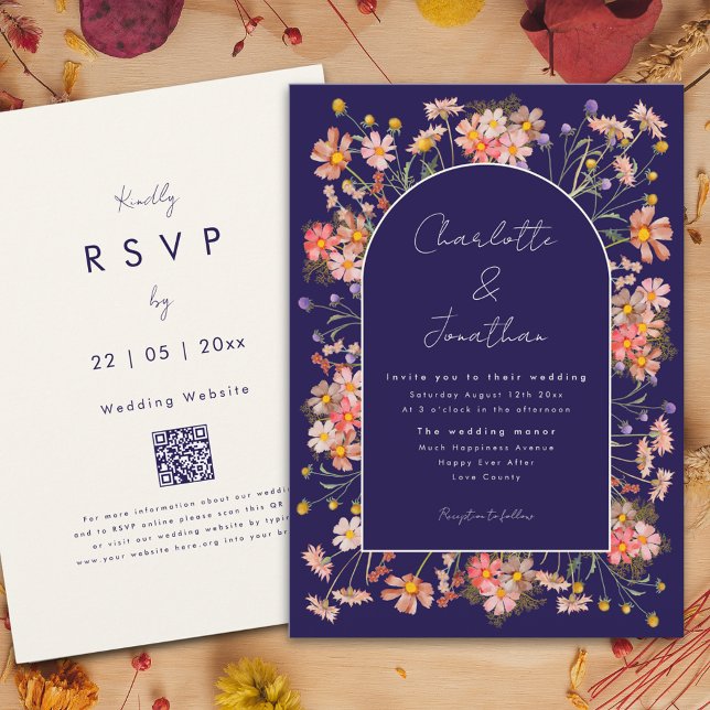 Convites Marinho de flor selvagem Casamento outono azul Ter (Wildflower arch boho script navy blue terracotta burnt orange fall wedding invitation)