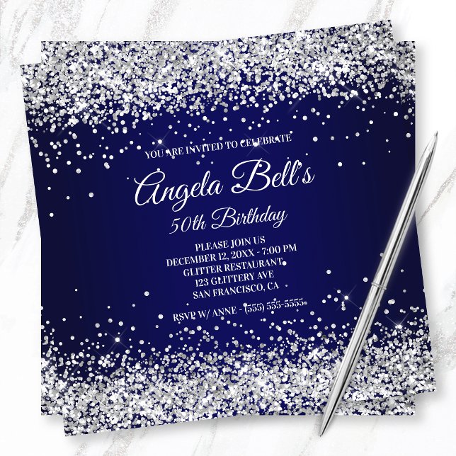 Convites Marinho do Faux Sparkly Silver Glitter Monogramas (Criador carregado)
