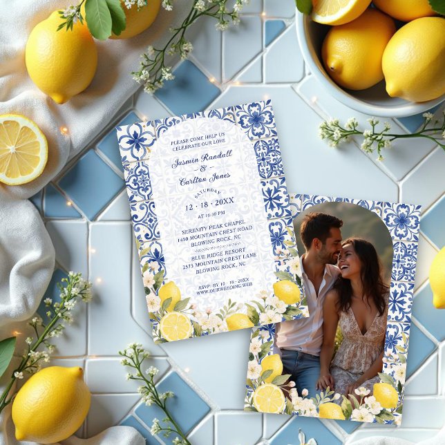 Convites Mediterranean Tiles and Lemon Garland Wedding (Mediterranean Tiles and Lemon Garland Wedding Invitation Cards with Back Oval Photo. )