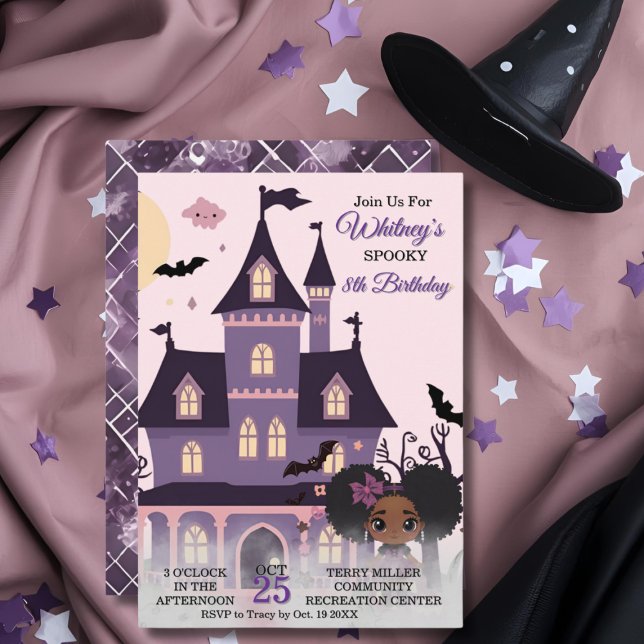 Convites Menina Afro-Puf Gótica de Aniversário Roxa Assusta (Spooky Cute Purple Birthday Gothic Afro Puff Girl Invitation)