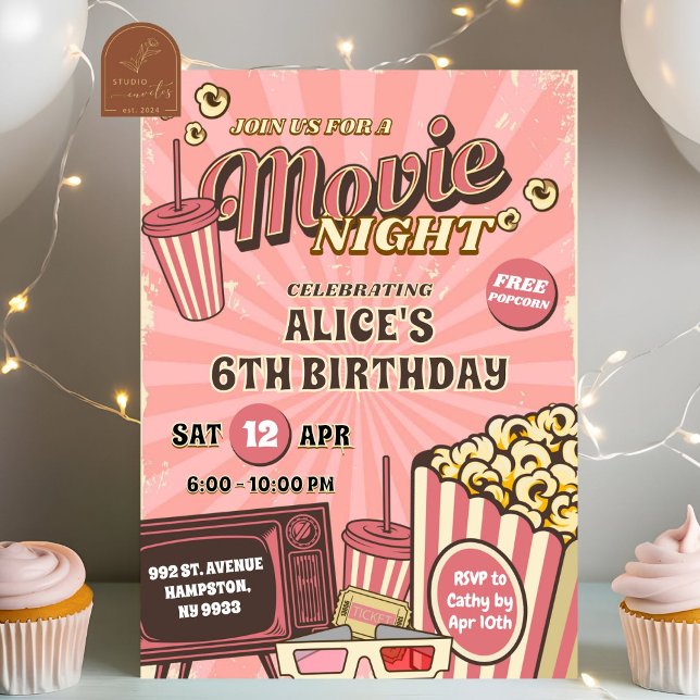 Convites Menina aniversariante de noite de cinema ao ar liv (Criador carregado)