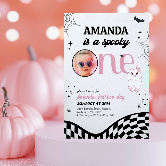 Convites Meninas Negras Retro-Rosa Estragam Um primeiro ani (Spooky One 1st Birthday Invitation Template Modern, Girls Spooky One Halloween First Birthday Invite)