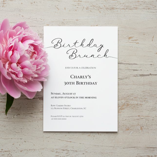 Convites Minimalist 30th Birthday Brunch (Birthday brunch invitation with blush pink peony on rustic wood background.)