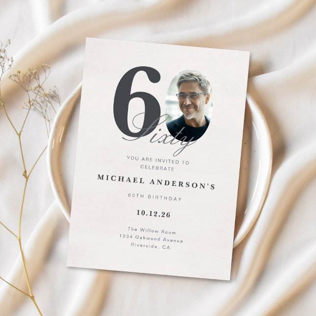 Convites Minimalist 60th Year Birthday Invitation (Modern 60th Birthday Card with Photo)