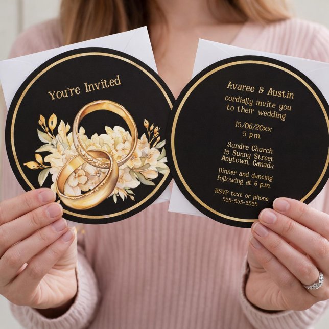 Convites Minimalist Black and Gold Wedding Rings Invitation (Criador carregado)