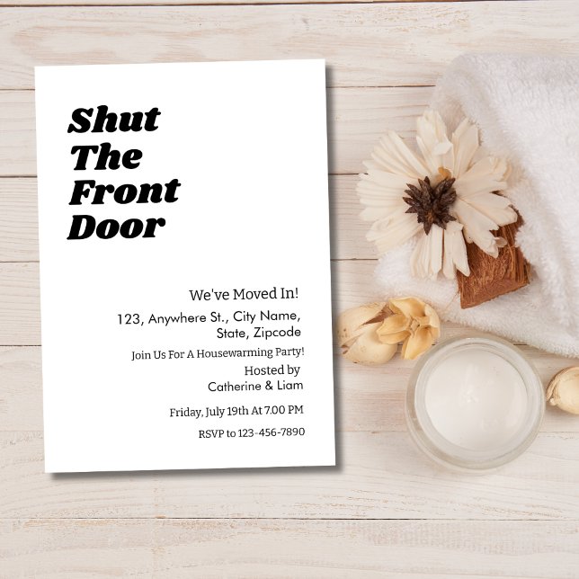 Convites Modern Black Typografia Engraçado Festa de Aquecim (modern, minimal,  typography shutthe frontdoor we have moved funny housewarming party invitation)