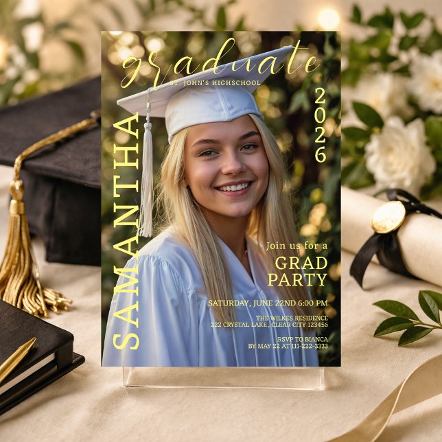 Convites Modern Graduation Party Photo Invite (Elegant graduation invite with soft gold tones and modern photo layout)