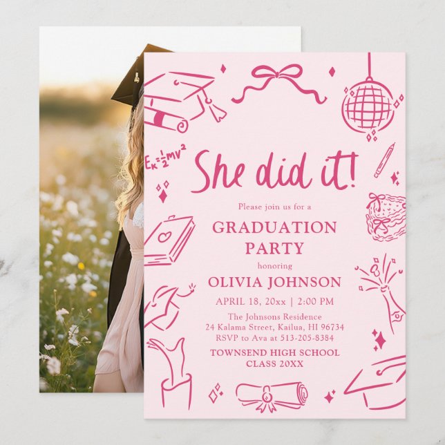 Convites Modern Hand Drawn She did it Pink Graduation Party (Frente/Verso)