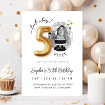 Convites Modern Minimalist 50th Birthday Photo<br><div class="desc">Modern Minimalist 50th Birthday Photo Invitation | Gold Balloon Milestone Party Invite. Celebrate turning Fifty in elegant style with this Modern Minimalist 50th Birthday Photo Invitation ✨ Featuring chic gold balloon typography and a clean, contemporary layout, this design allows you to personalize the invitation with your own photo — making...</div>