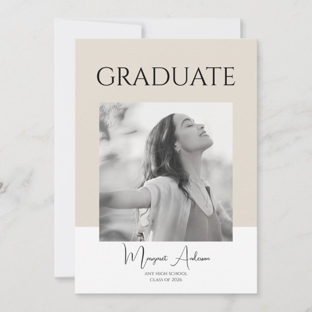 Convites Modern Minimalist White and Brown Photo Graduation (Frente)