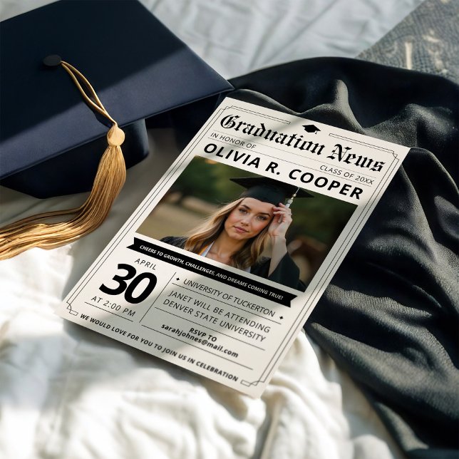 Convites Modern Photo Newspaper Graduation (Criador carregado)