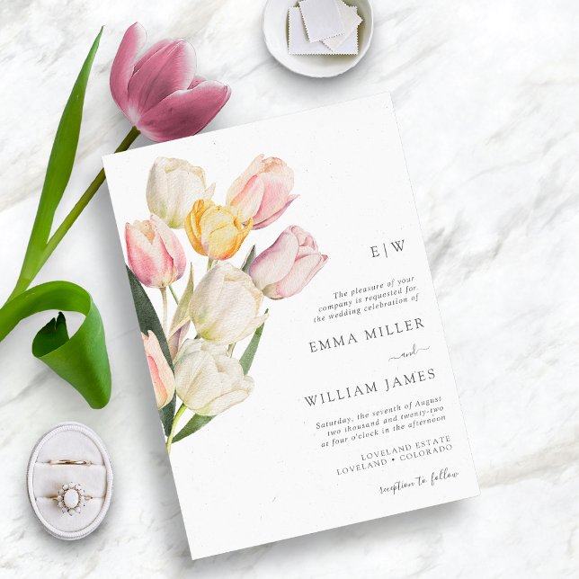 Convites Modern Tulip Wedding (Watercolor Spring Tulips Monogrammed Wedding Invitations by Painted Paperie)