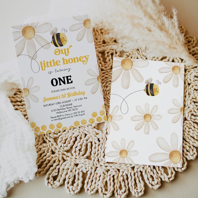 Convites Modern Yellow Daisy Bee Our Honey Birthday (Little Honey Bee 1st Birthday Invitation Template, Daisies Honey Bee Birthday Invitation Bumble Bee )