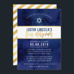 Convites MODERNO BAR MITZVAH azul-escuro tipo ouro<br><div class="desc">pelo kat massard >> kat@simplysweetPAPERIE.com <<< design de convite de tendência para o BAR do seu filho MITZVAH Setup como modelo, é simples você adicionar seus próprios detalhes ou clicar no botão personalizar e você pode adicionar ou alterar texto, fontes, tamanhos etc. DICA: 1. Para alterar/mover gráficos / alterar a...</div>