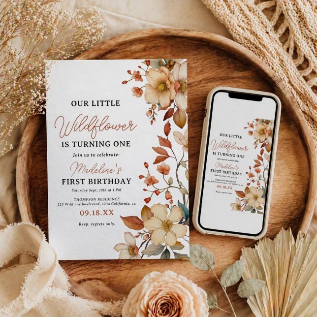 Convites Moderno Chic Script de Flores Silvestres Menina de (Modern Chic Wildflower Script 1st Birthday Girl Invitation)