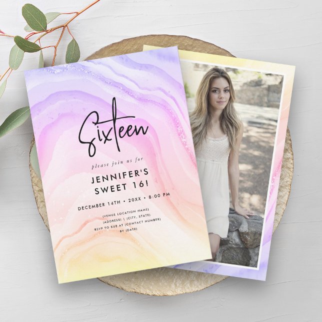 Convites Moderno Rainbow Ombre Marble Foto Sweet 16 (Modern Rainbow Ombre Marble Photo Sweet 16 Invitation)