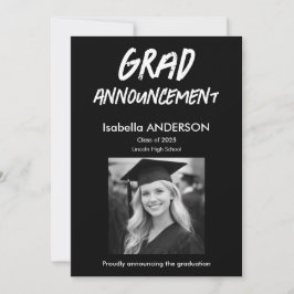Convites MondernBlack and White Graduation Announcement