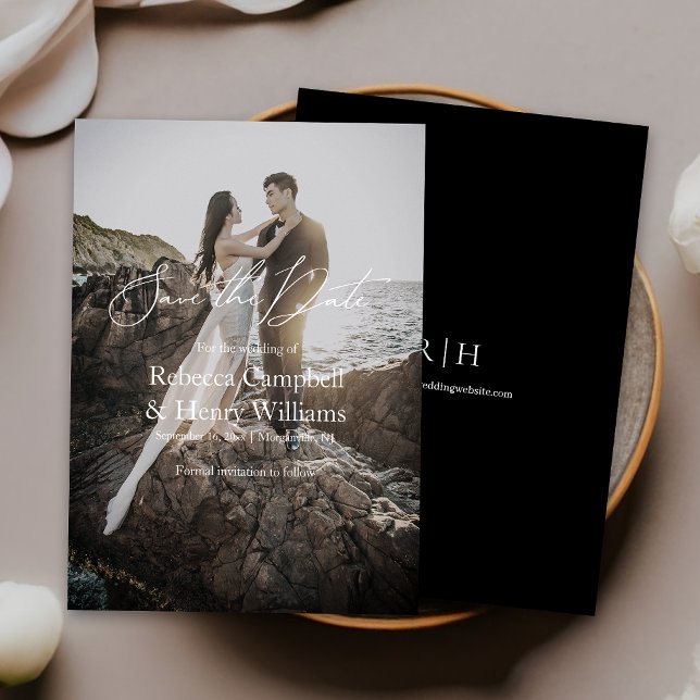 Convites Monograma de Casamento de Script de Foto Moderno S (Capture elegance with our stylish Save the Date, setting the tone for your unforgettable day!)