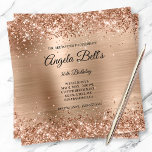 Convites Monograma de Folha de Cobre Cinzenta com Espelho<br><div class="desc">Um convite de aniversário de 30 anos monograma glamouroso para ela. Brilhante de cobre brilhante, com faíscas contra uma imagem gráfica de folha metálica de metal esfregada e falsa. O monograma de caligrafia branca e rico no centro pode ser personalizado. Todos os elementos brilhantes e brilhantes neste moderno design feminino...</div>