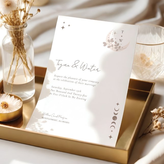 Convites Monograma de Lua e Estrelas Holísticas Mínimas (Minimal Celestial Holistic Moon & Stars Monogram Invitation)