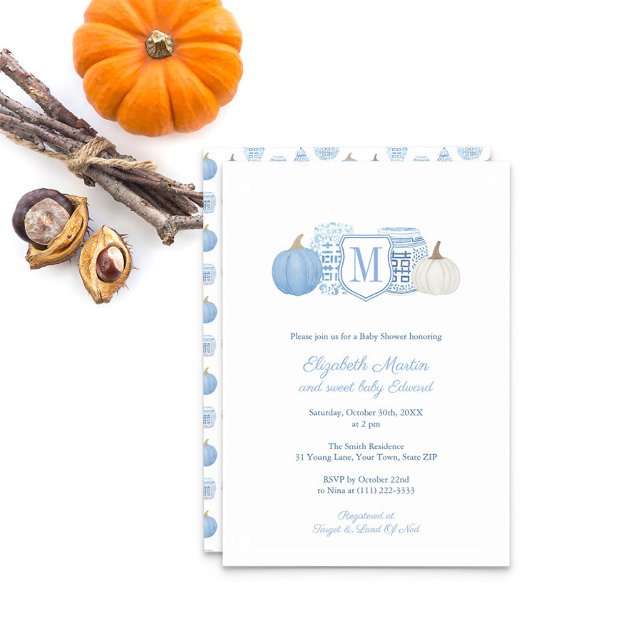Convites Monograma Pequena Abóbora No Caminho Do Chá de fra (Blue And White Monogram Pumpkins Ginger Jar Baby Shower Party Invitation)