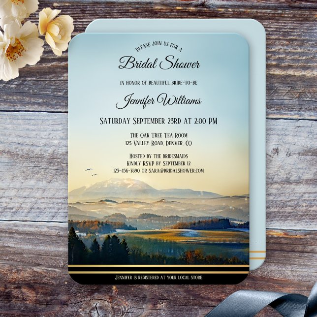 Convites Montanhas Chá de panela de Arte Paisagem (Bridal shower invite featuring a painting of a landscape scene with mountains and a golden lining)