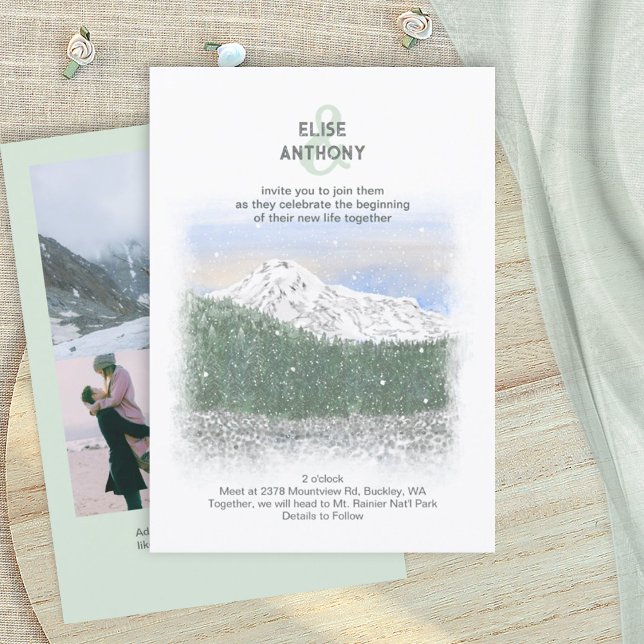 Convites Monte Rainier, Neve Caindo, Casamento Verde de Inv (Mt. Rainier, mountain wedding invitation card, light green dusty blue, pacific northwest theme)