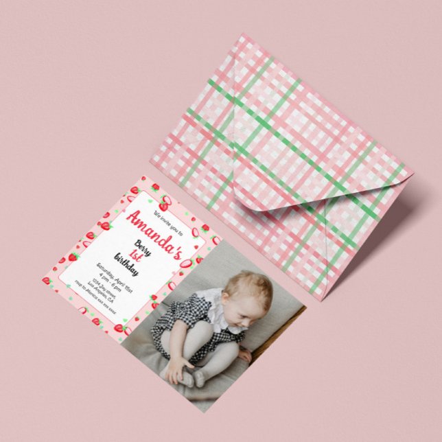 Convites Morango de primeiro aniversario (Criador carregado)