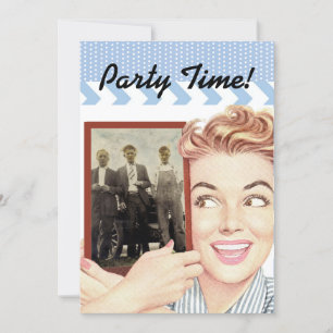 Convites Mulher retrora segurando uma foto