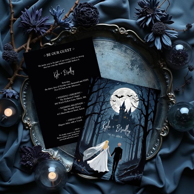 Convites Mysterious Forest Wedding Couple Haunted Castle (Mysterious Forest Wedding Couple Haunted Castle Invitation Card Design.)