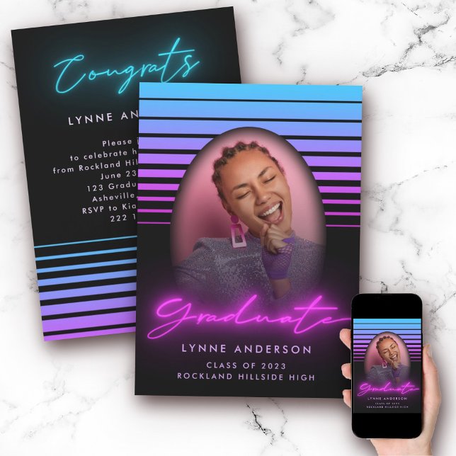 Convites Na moda moderno 70s Retro Neon Photo Graduação (Criador carregado)
