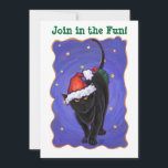 Convites Natal estrelado<br><div class="desc">Parada Animal Black Festivo presentes e acessórios de Natal para gatos Festivos apresentam nossa divertida trabalho de arte de uma tartaruga fofa decolada em um chapéu vermelho de Papai Noel em uma paisagem nevada contra um céu noturno estrelado azul escuro texturado e estrelado pintado por nosso talentoso artista animal, Traci...</div>