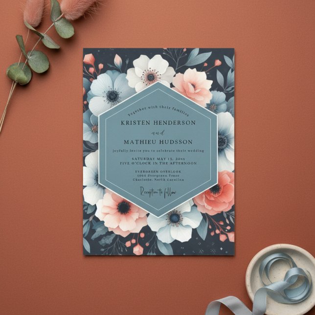 Convites Navy Floral Whimsy Wedding (Criador carregado)