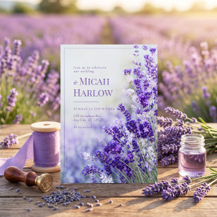 Convites Noivado com Moldura Roxa Lavanda Bokeh Azul Enevoa