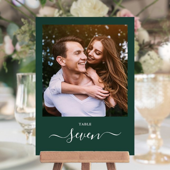 Convites Número de Mesa com Foto em Script Elegante Verde E (Emerald Green Elegant Script Photo Table Number)