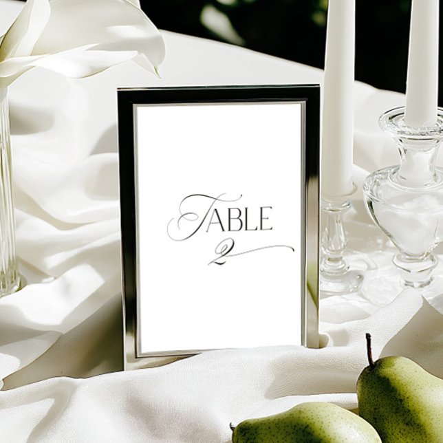 Convites Número de Mesa em Caligrafia Moderna Clássica Bran (This design is not editable. All table numbers can be found in the collection on this page.)