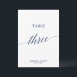 Convites Número de Tabela da Mesa de Caligrafia de Marinho<br><div class="desc">Esta elegante mesa de caligrafia de marinho 3 é perfeita para um casamento simples. A design neutra apresenta uma carta minimalista decorada com tipografia romântica e caprichosa. A placa impressão na frente e atrás (lado duplo). Os outros números de tabela na coleção são vendidos separadamente.</div>