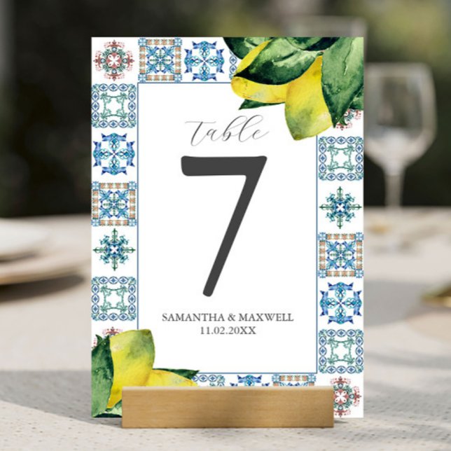 Convites Número de Tabela Imprimível Azulejo Amalfi e Limõe (Amalfi tile and watercolor lemons wedding theme table number by Victoria Grigaliunas Do Tell A Belle)