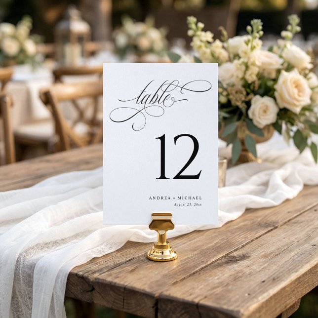 Convites Números de Mesa de Casamento em Letra Inglesa Pret (Elegant calligraphy old money style wedding table numbers)
