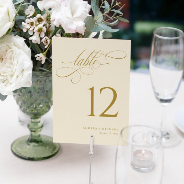 Convites Números de Mesa de Casamento em Script Dourado Cre (Elegant Gold and Cream Wedding Table Numbers - Calligraphy - Luxury Wedding - Fancy & Glam)