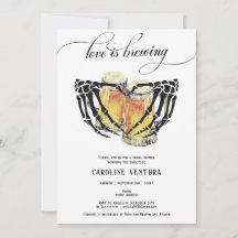 O amor é criar Chá de panela de cerveja em mãos de