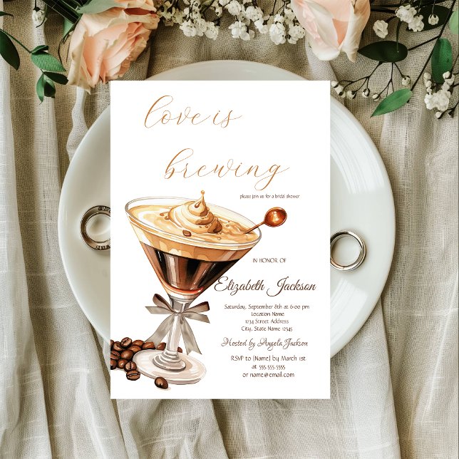 Convites O Amor está Preparando Martini de Espresso com Got (Criador carregado)