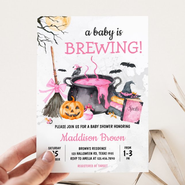 Convites O Bebê Rosa Está A Comer Chá de fraldas De Hallowe (Pink Baby is Brewing Witch Pumpkin Halloween Baby Shower Invitation)