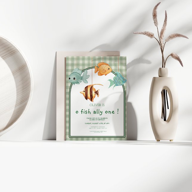 Convites o primeiro aniversario de um rapaz (Criador carregado)